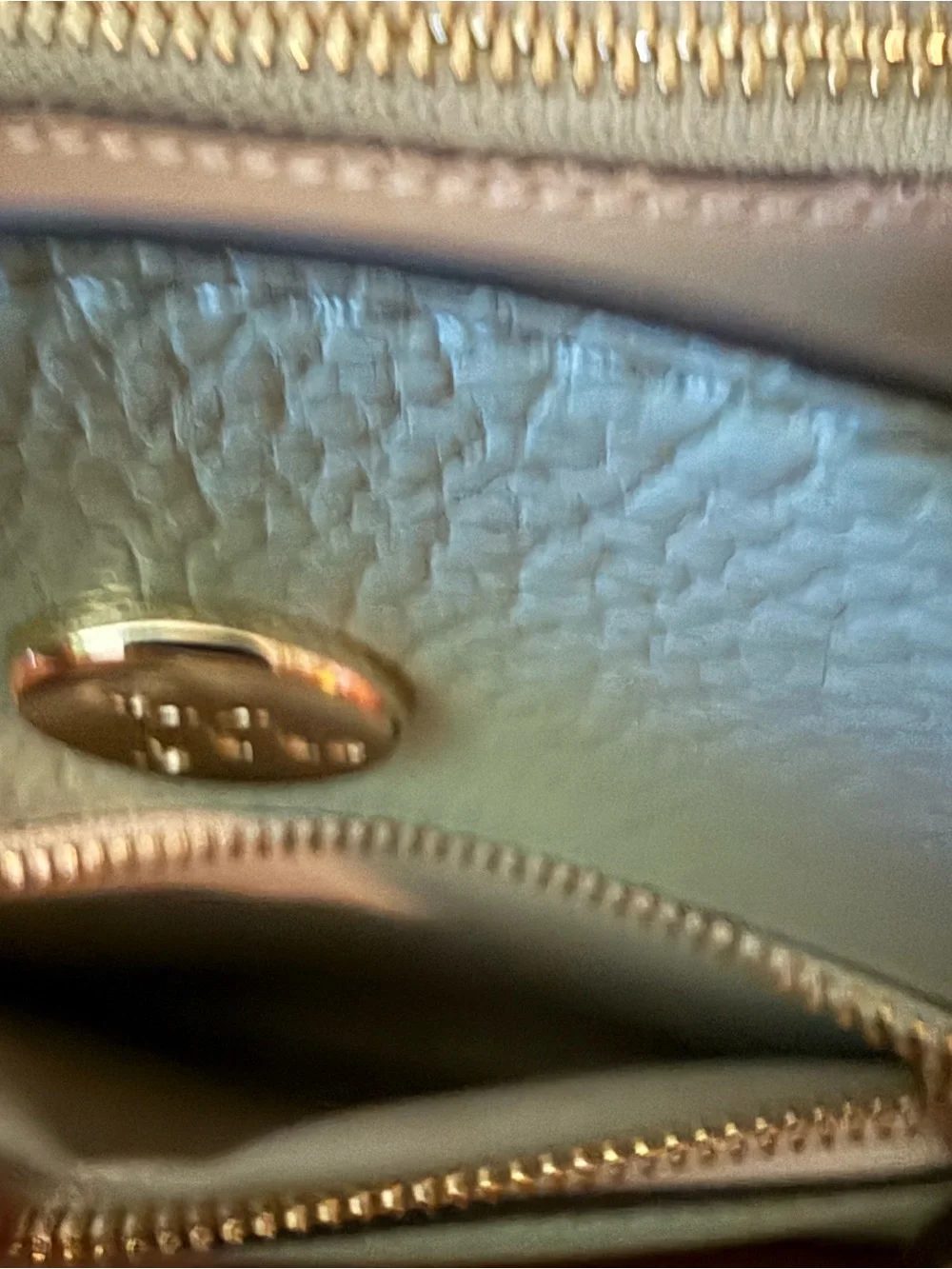 Jessica Moore Mint Green Vegan Leather Handbag.   NWOT